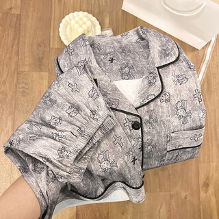 红豆（Hodo）2025新款可爱HelloKitty睡衣女款春秋季冰丝长袖感夏天家居服 KT猫星空灰【短袖+短裤】 M 女【建议80-100斤，送运费险】