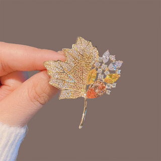 Snqp light luxury diamond maple leaf brooch women's exquisite corsage coat jacket accessories design anti-light champagne gold #rhinestone maple leaf brooch