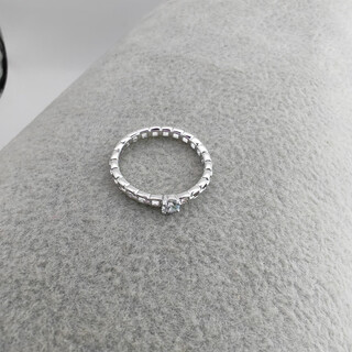 Xuping xuping jewelry interlocking simple single stone ring, versatile daily birthday gift for girls x001174202 interlocking ring (not adjustable) 8#