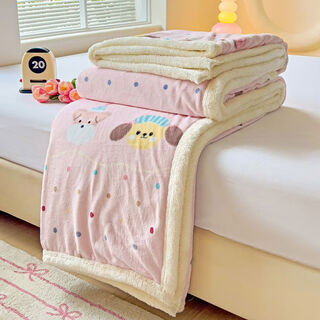 Sanqihu winter thickened milk lamb velvet blanket office nap blanket coral velvet shawl sofa blanket polka dot zoo pink milk lamb velvet soft 200x230cm energy blanket class a baby quality