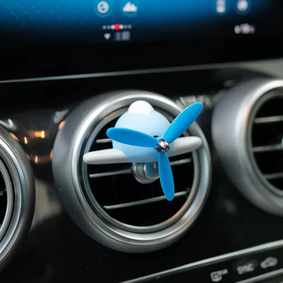 Yusenyi creative propeller small aircraft car aromatherapy car air conditioner air vent perfume car fragrance decoration 2025 propeller blue gray aircraft air vent aromatherapy 1g