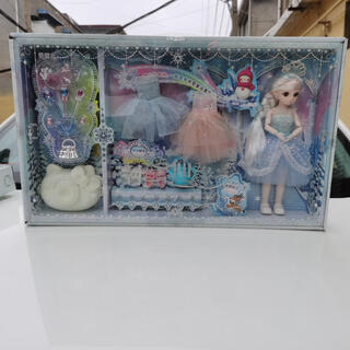 Shantou lincun 206 princess dress wedding dress up doll joint movable simulation crown girl play house toy