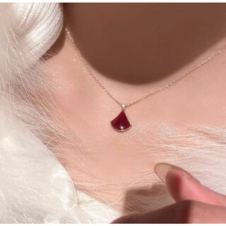 Maiyong old phoenix gold store counter plated 18k gold rose gold skirt necklace women's white fritillary carnelian fan burgundy diamond-free rose gold