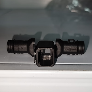 Te deutsch 1011-237-0405 connector buckle male end 4-hole straight tail clip