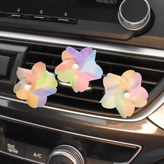 Yusenyi car air conditioning outlet fashion decoration cute car decoration car aromatherapy perfume car interior decoration windmill ornaments 3-piece set rainbow windmill 1g