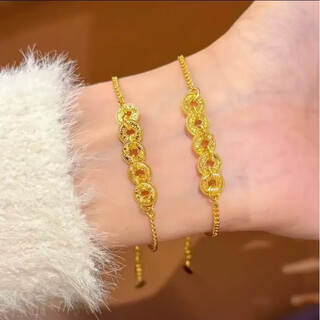The five emperors exploding ice gold bracelet has a lot of money and does not fade for a long time. it is good luck to wear it to show your style and aura. the golden five emperors money bracelet