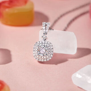 Special clearance s925 silver cluster diamond necklace daily versatile popular pendant for girlfriend gift ungraded 3 points ungraded popular small sugar cube pendant 3 points diamond + side stone is zircon