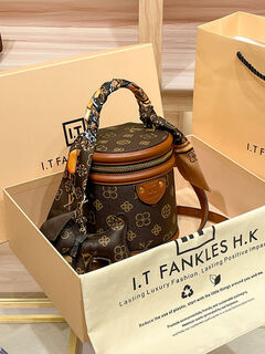 Yusenyi hong kong purchasing genuine leather bucket bag women's 05 new spring and summer fashion fortune cylindrical bag sensual crossbody bag no. nk brown counter gift box set