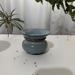 Yanzhou xiyuantang iron tire tea ceremony tea strainer original mineral ru kiln tea filter tea separator tea leaf filter set kung fu tea set accessories xiyuantang (all-porcelain tea strainer)