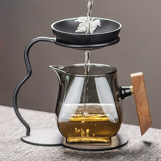 He jiagong tea strainer tea strainer glass fair cup integrated tea house tea spacer tea brewing ceramic non-porous filter mesh bracket main image black pottery tea strainer set + guanshan male cup ash