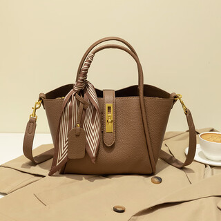 Handbags for women 2025 new autumn and winter bucket bags for women, high-end single shoulder crossbody bags for women, middle-aged mother bags, brown