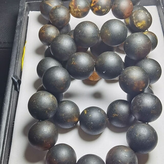 Oral ten-leaf natural medicine apothecary amber buddha beads bracelet beeswax rosary beads genuine cultural toy for men and women apothecary amber cypress niche bracelets amber 19mm