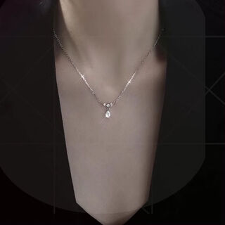 Pt950 platinum necklace women's new high-end platinum diamond ins clavicle chain 520 birthday gift for girlfriend 1.0g water drop diamond necklace