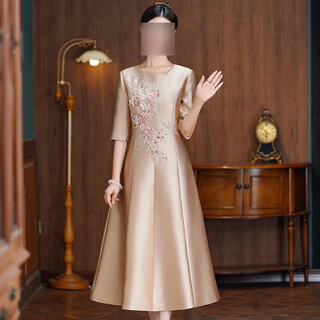 Xiaohanlu xi's grandma's wedding banquet dress plus size new mother's wedding improved cheongsam spring dress is elegant and can be worn at ordinary times champagne color 8010 m (95jin jin is equal to less than 0.5 kg)