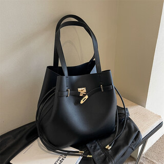 Japanese bucket bag new simple women's handbag versatile fashion shoulder bag women's large capacity commuting tote bag black