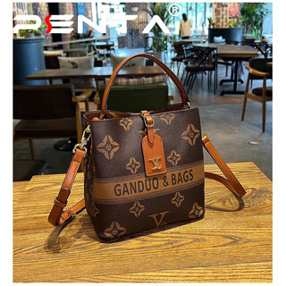 Ipenta high-end brand luxury bag women's bag 2025 new women's crossbody bucket bag as a birthday gift for wife and girlfriend brown