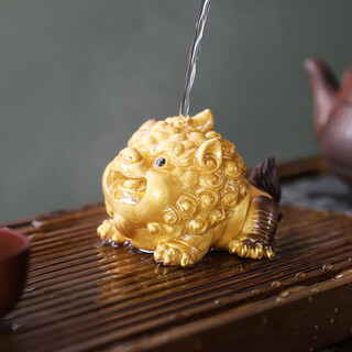 Lucky pixiu tea pet ornaments can be used to grow tea sets, kung fu tea accessories, decorative tea trays, tea tables, color-changing tea toys, lucky pixiu turns golden