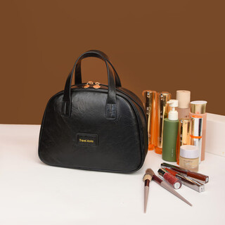 款新款油蜡皮复古化妆包女大容量时尚感便携旅行护肤收纳包 黑色