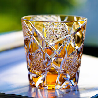 Shantou lincun hand-carved whiskey glass, lead-free glass wine glass, amber gold lightning pattern edo kiriko cup, amber gold lightning pattern, wooden box, 1 piece