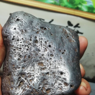 Zhou runxi tiantie meteorite stone iron meteorite tianxing feces meteorite 500g random delivery raw stone genuine extraterrestrial visitor meteorite
