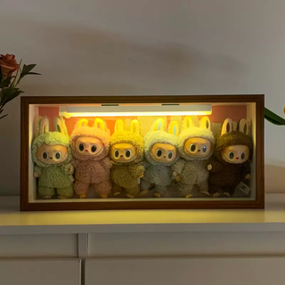 Yusenyi labubu vinyl doll storage box labubu display box sitting party sitting model dust-proof display photo frame walnut color light belt model can hold 5 pieces walnut color light belt model can hold 5 pieces