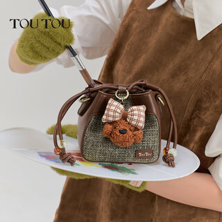 Toutou2025 new bag woolen bucket bag-standard plaid butterfly puppy pendant bucket bag chocolate brown (small version)