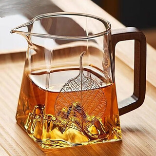 Fat donglai's same style tea cup, fair cup, tea sea side handle, light luxury and thickened, household high temperature resistant glass tea set for making tea, transparent one-leaf bodhi cup, 300ml