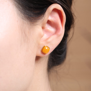 Fat donglai's same style small sugar cube earrings metaphysical earrings natural beeswax earrings amber sterling silver citrine chicken fat yellow beeswax small sugar cubes (about 9mm)
