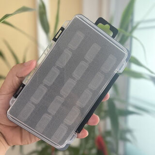 Qiwushuo ultra-thin lure bait box can be assembled with buckle fishing gear box, portable multi-functional fishing accessories storage box, bait box, black (with 15 inserts) i