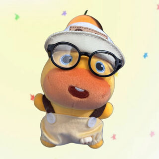 Shantou lincun genuine capybara lulu doll cute doll accompanying plush toy birthday gift for girls peripheral sitting lulu + overalls + glasses 10cm genuine authorization