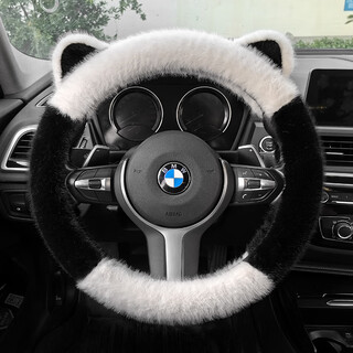 Select the 2025 new plush cute cartoon steering wheel cover, universal winter handlebar cover, warm and heated, comfortable and high-end, black and white ears, round d-shaped universal