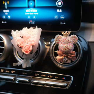 Yusenyi is suitable for mercedes-benz car goodies perfume aromatherapy car air-conditioning outlet decoration car accessories ornaments 9 pink bow bear-mouth bouquet two-piece set (set of 5) customizable letters 1g