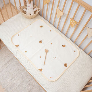Other diaper pads for babies and children, waterproof, breathable, washable diapers, large size baby overnight sheets, aunt menstrual mattress, xingyue bear embroidery model (class a quality 140*65