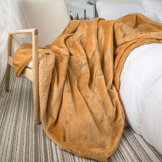 Rsrddy japanese double-layered thickened blanket sofa coral velvet cover blanket lambswool office nap nap air-conditioned children's blanket camel 130*160cm double-layered thickened 1.9jin jin is equal to about 0.5kg