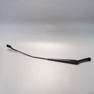 Suitable for volkswagen golf seven high 7 golf eight high 8 front wiper arm wiper rocker arm wiper bracket linkage rod main driver