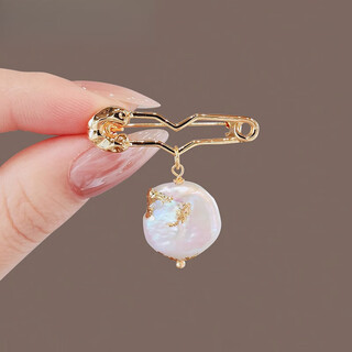 Snqp2025 new pearl brooch female niche design clothing accessories brooch - special shaped pearl