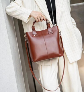 Bags for women 2025 classic versatile vegetable basket bucket bag genuine leather large capacity vegetable tanned soft cowhide shoulder handbag dark brown