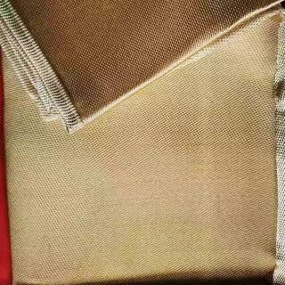 Mo peng fire extinguishing blanket fire-fighting special welding blanket commercial household international certification fiberglass heat insulation flame retardant high temperature household welding gold 1.8 meters * 1.8 meters bagged