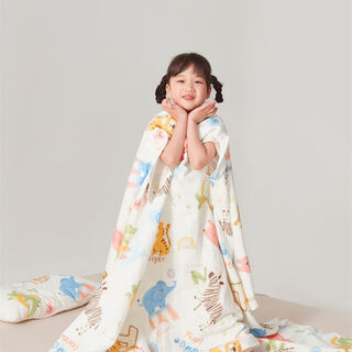 Class a cotton gauze belly protection anti-kick sleeping bag baby nap blanket baby summer quilt pure cotton anti-kick quilt animal world 120*150 4 layers of gauze