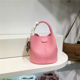 Small dirty cabinet niche bucket bag soft but not collapsed texture vegetable basket bag macaron color single shoulder crossbody bag for women pink does not match silk scarf