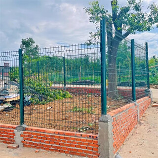 Xinlvyuan peach-shaped column guardrail net fence villa community wall guardrail thickened and thickened barbed wire fence guardrail protective net 1.5 meters high * 3 meters long wire diameter 5.0mm thick