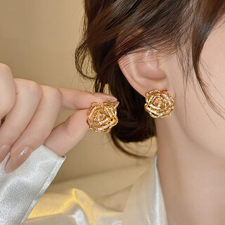 Idel 2025 new autumn and winter earrings gold twisted hollow flower earrings women's high-end unique and beautiful earrings e4134 high-end hollow flower earrings