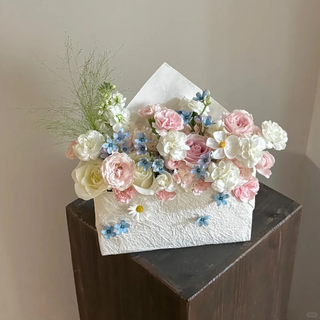 Eswina winter letter flower express envelope bouquet birthday gift for girlfriend same city delivery within hours envelope bouquet letter in flower
