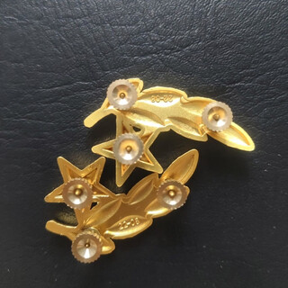 Collar flower, large flower commonly used in spring and autumn clothing, default