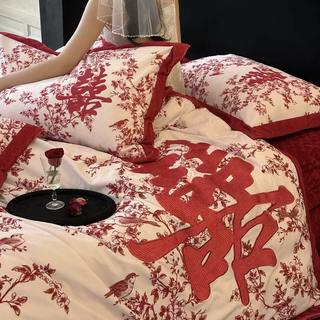 Pupan new chinese style milk velvet wedding four-piece set red happy word baby velvet quilt cover winter thickening warm wedding velvet albizia white 1.8m bed/sheet style quilt cover 200x230+ four-piece set