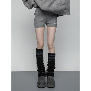 Perfect ss2l autumn and winter wool knitted pile socks for women, thickened and warm, maple leaf snowflake christmas style, japanese girl style, black, one size fits all