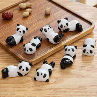 Fantasy ceramic panda chopstick holder, various shapes of panda chopstick holder, tableware, daily necessities, chopstick pillow holder, creative ornaments, panda chopstick holder, 6 pieces (randomly different styles)