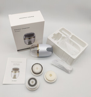 旅行必备软毛洁面仪卸妆清洁洗脸神器电动脸部深层毛孔清洁器女生 白色