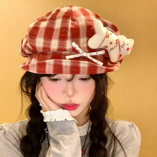 Fan shengyu japanese cute plaid octagonal hat for women christmas and new year red beret with big head circumference showing face small newsboy painter hat plaid kitten beret one size fits all 54-58cm