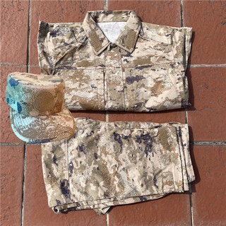 New genuine winter long-sleeved desert pattern camouflage suit, sweat-absorbent and breathable suit for outdoor expansion, anti-scratch and wear-resistant, desert winter clothes + pants + hat message hat number 165/84-88